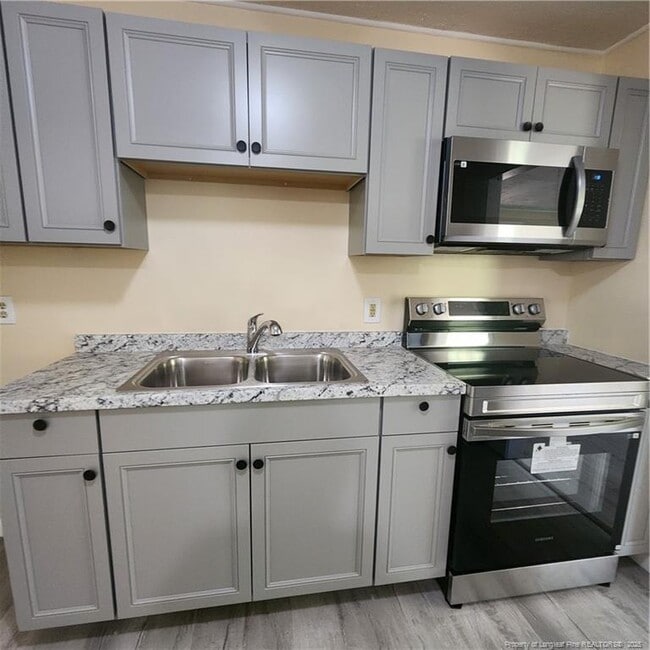 Building Photo - 1201 Thelbert Dr