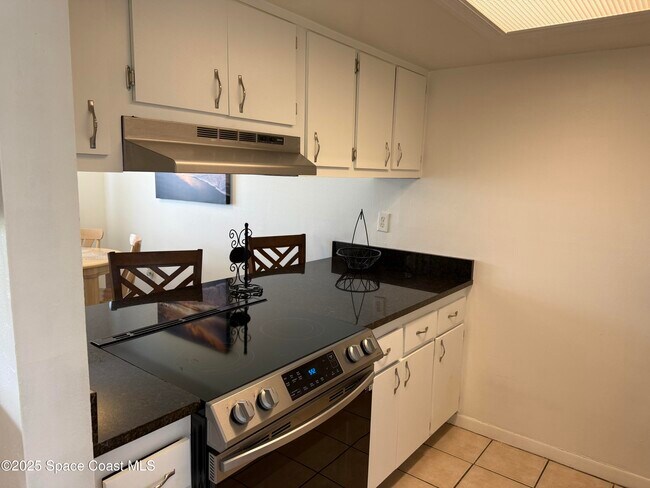 Building Photo - 268 Ulster Ct