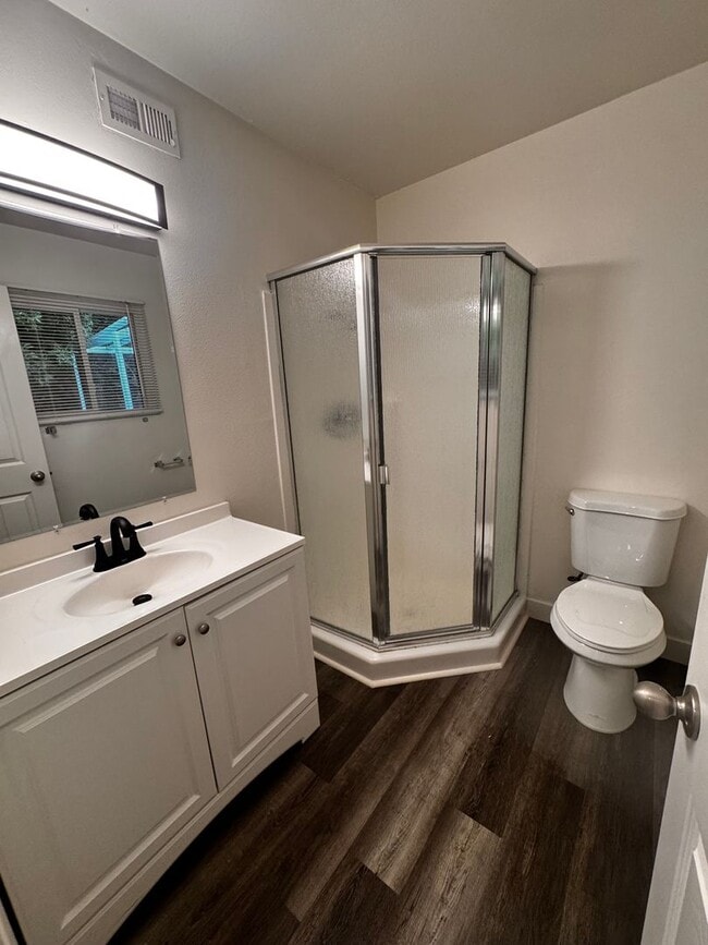 Building Photo - 33812 Robles Dr