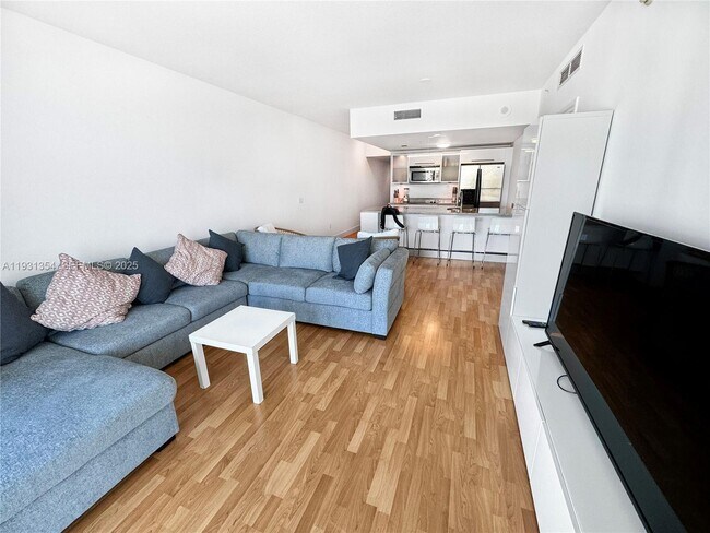 Building Photo - 185 SW 7th St