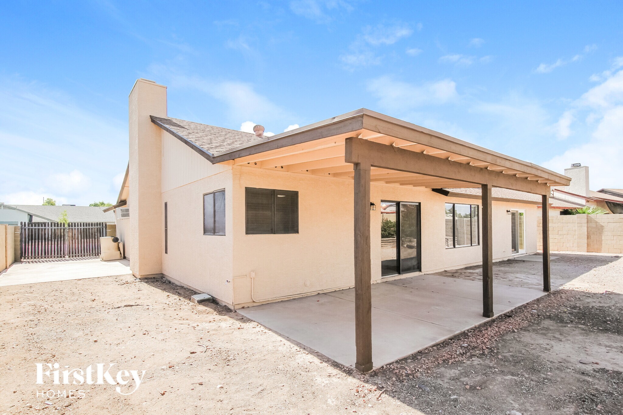 Building Photo - 10015 N 65th Ave