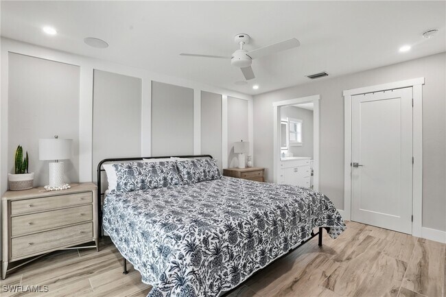 Building Photo - 6163 Plumosa Ave