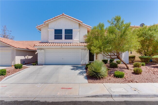 Primary Photo - 20 Fantasia Ln