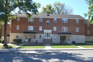 Building Photo - Edgewood - The Grove - 3 Bedroom 1 Bath