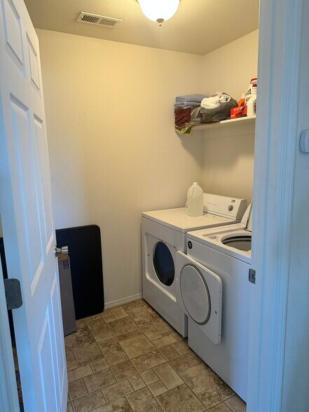 Washer and dryer included - 1096 Longbow Ln