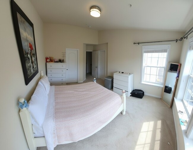 Building Photo - 1104 Frontline Dr