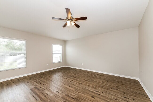 Building Photo - 1037 Seminole Sky Dr