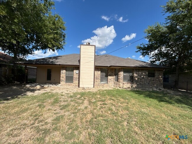 Building Photo - 3820 Water Oak Dr