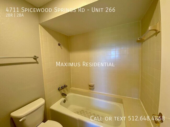 Building Photo - 4711 Spicewood Springs Rd