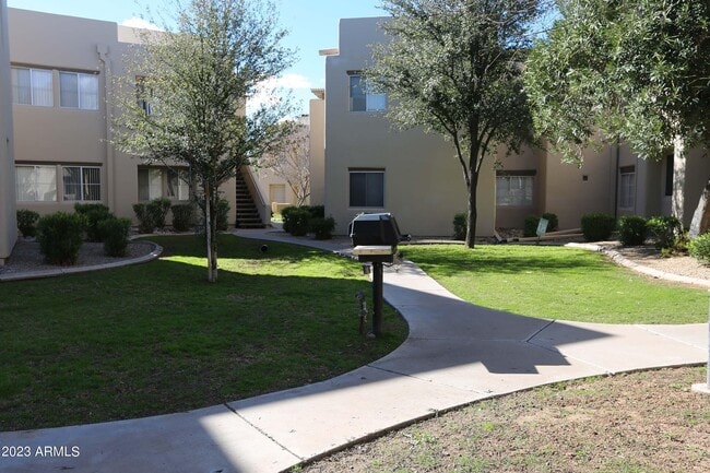 Building Photo - 11333 N 92nd St