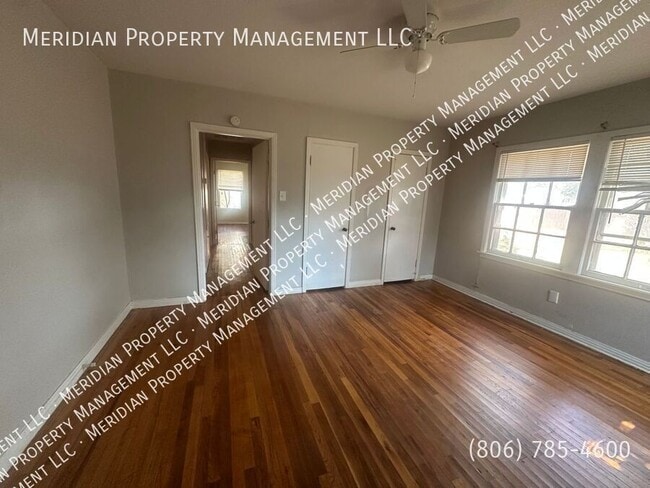 Building Photo - 2303 35th St