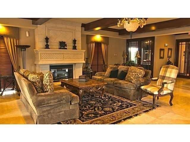Building Photo - 2Bd /2Ba Condo with Stunning Lake Views!  ...