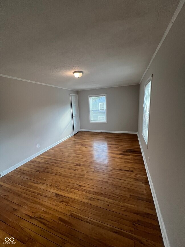 Building Photo - 6967 N College Ave