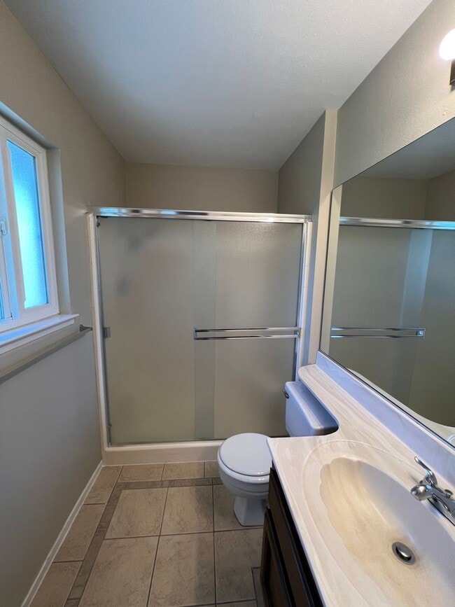 Building Photo - 4717 Tobin Rd