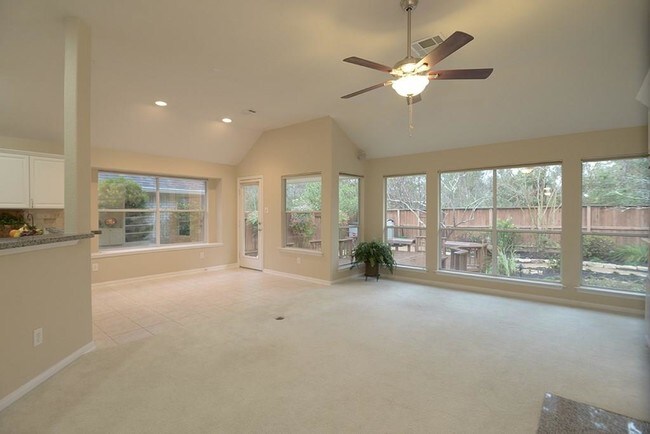 Building Photo - 67 N Veranda Ridge Dr