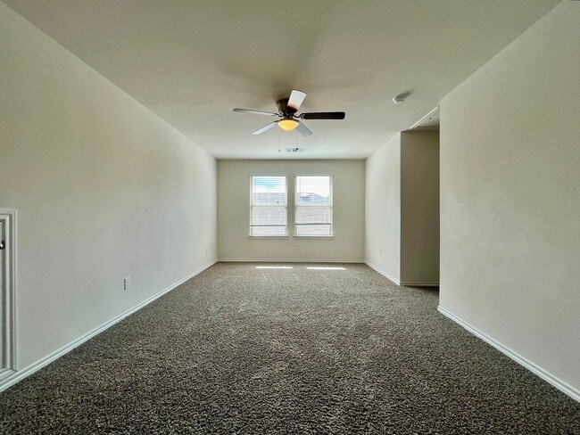 Building Photo - 2304 Lattimore St