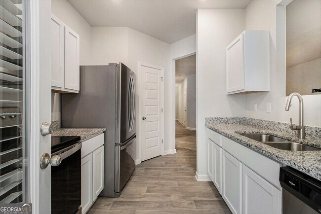 Building Photo - 6884 Gallier St