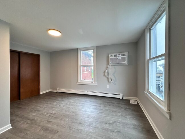 Building Photo - 6411 Durham Ave