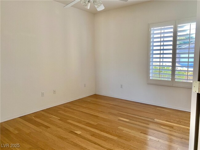 Building Photo - 2768 Cherrydale Falls Dr