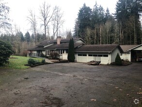 Building Photo - Rural feel in Bothell!