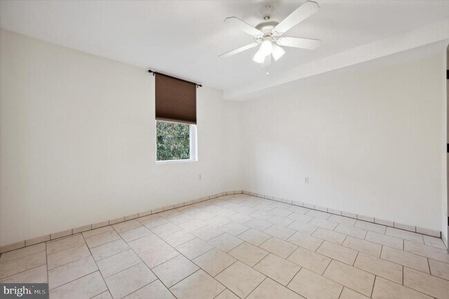 Building Photo - 1183 S 13th St