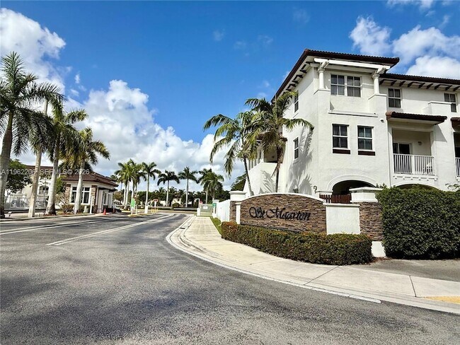 Building Photo - 8960 NW 97th Ave