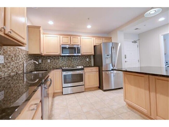 Building Photo - 8317 Townsend Dr