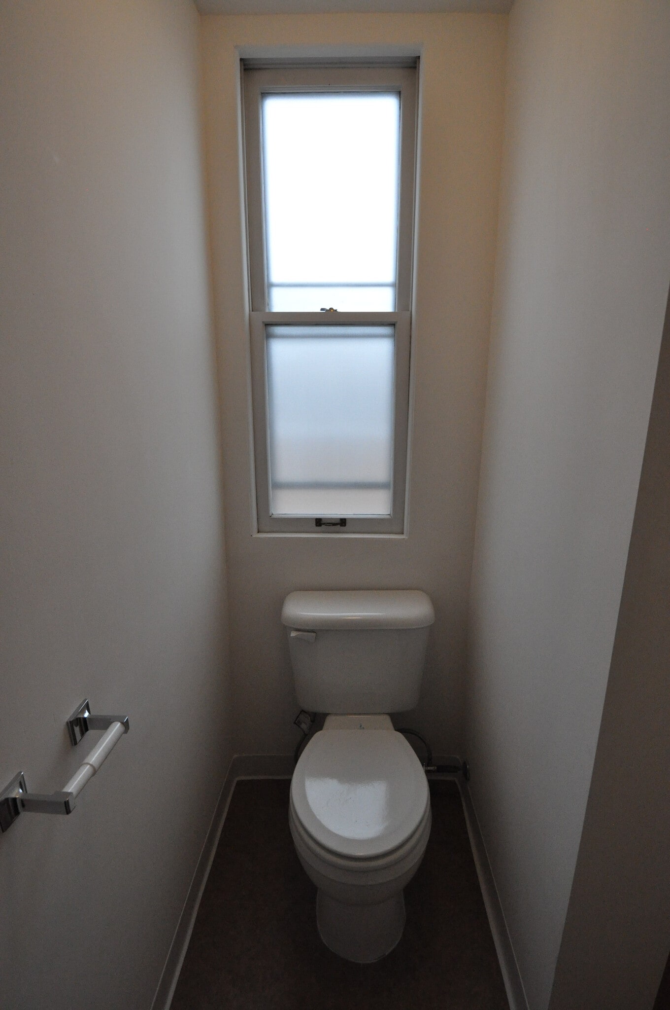 Bathroom - 3338 S May St