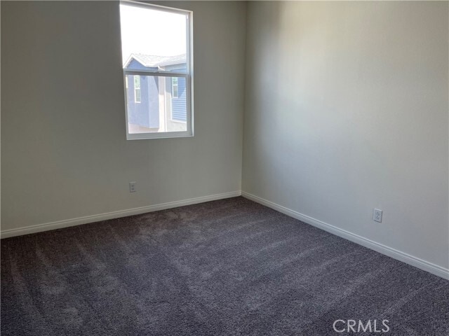 Building Photo - 913 E 2nd St