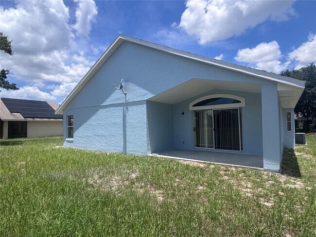 Building Photo - Davenport Home