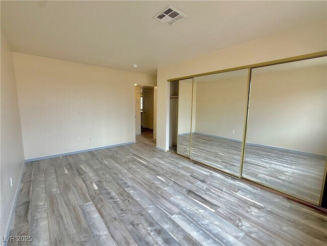Building Photo - 8410 Eldora Ave