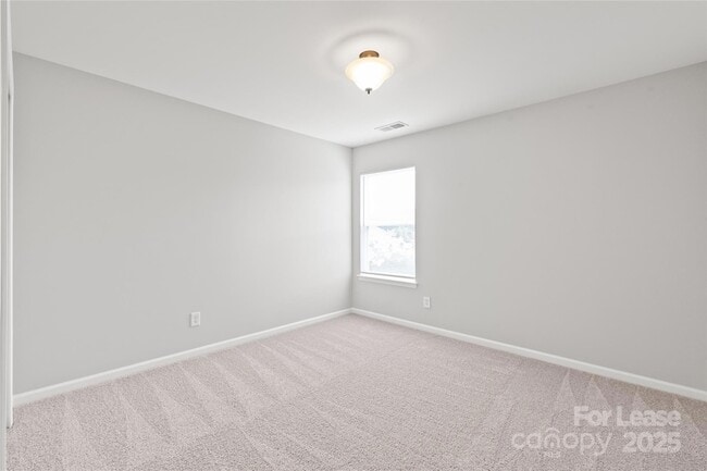 Building Photo - 7001 Dacian Ln