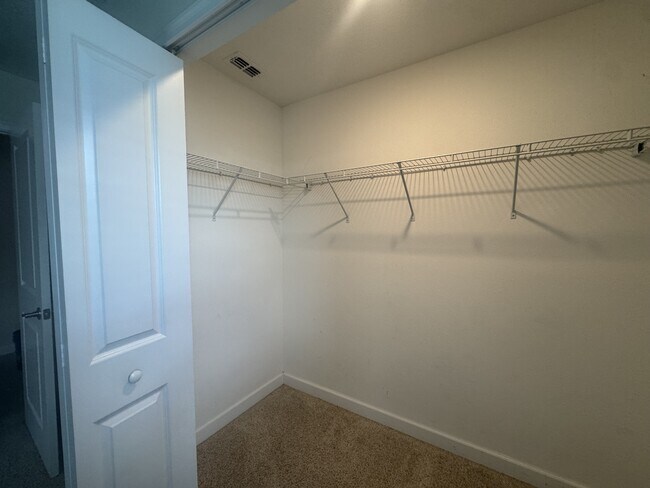 Building Photo - 1564 Tempo Ln