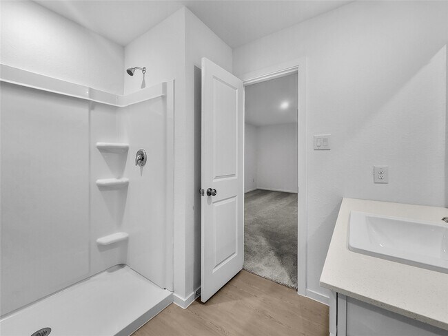 Building Photo - 3054 Mallorca Dr