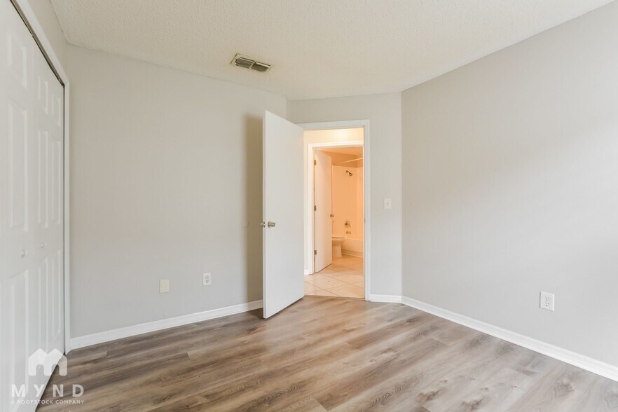 Building Photo - 2729 Tannery Ct