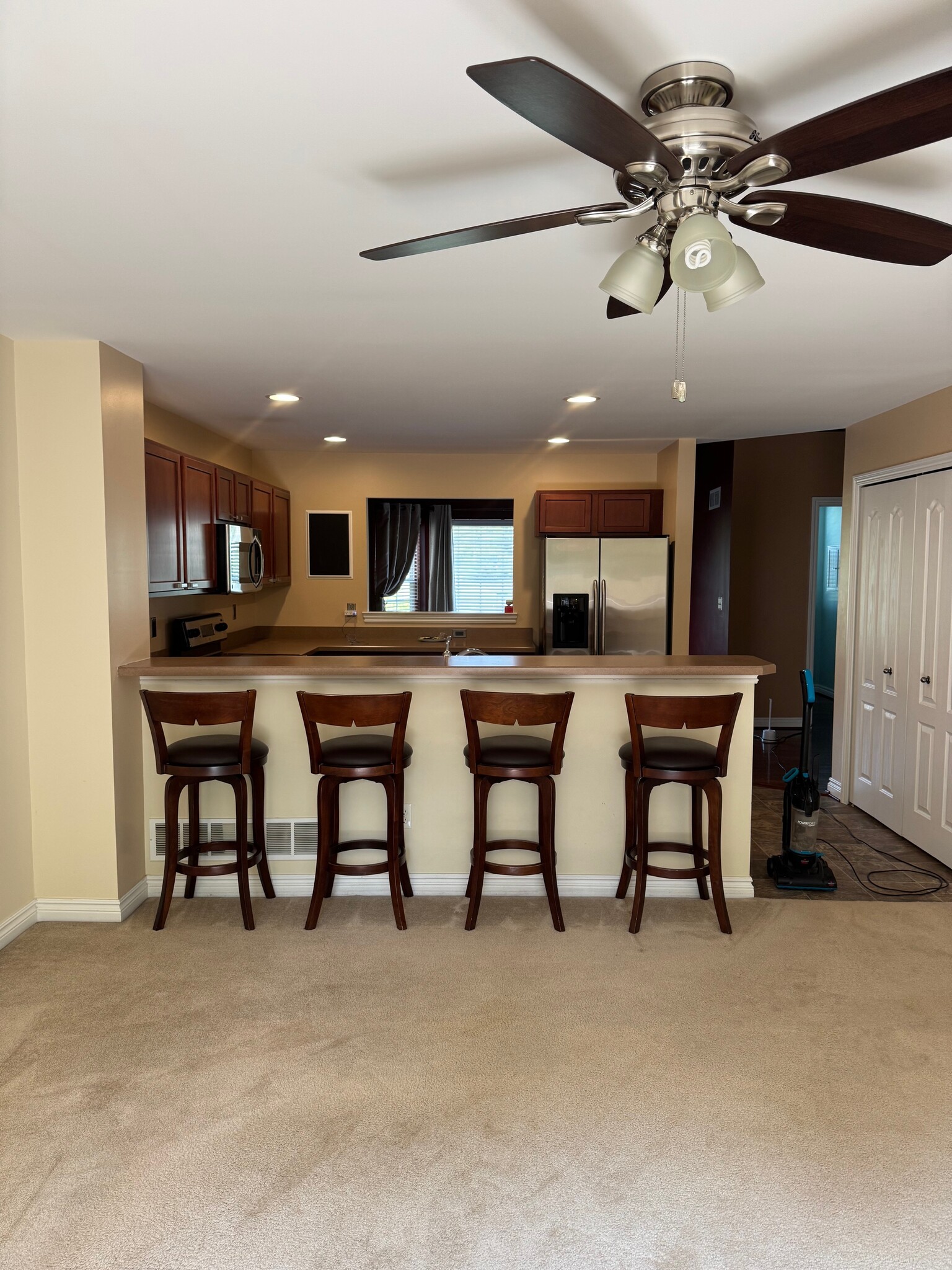 Bar - 52 Grandview Cir