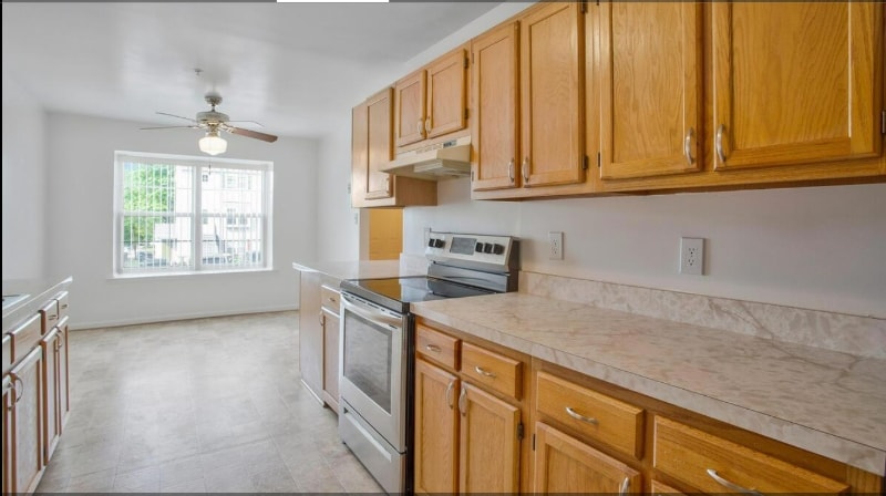 Building Photo - 11220 Hannah Way