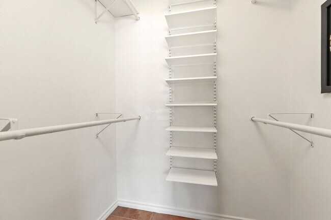 Building Photo - Welcome to Your Dream Home in Sunny San Di...