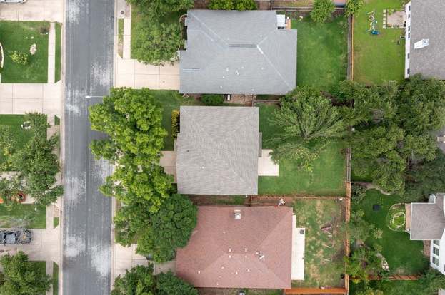 Building Photo - 5017 Cleves St