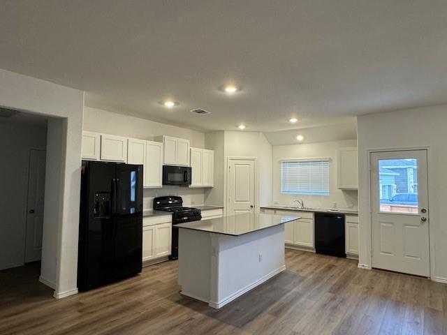 Building Photo - 222 Carmello
