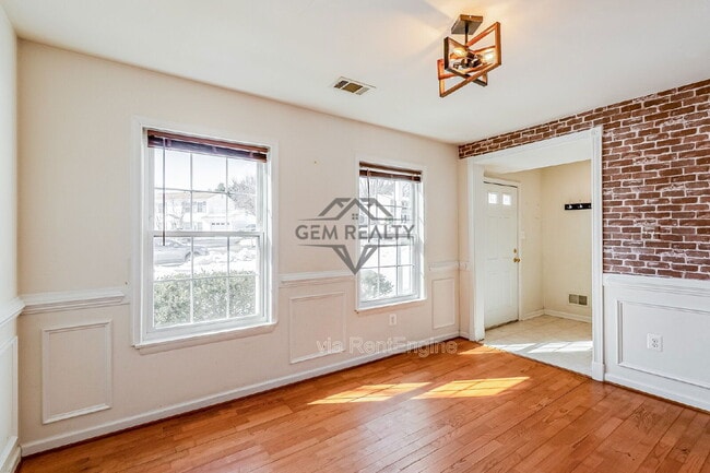 Building Photo - 13561 Princedale Dr