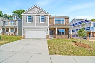 Building Photo - Brand New 5 Bedroom 3 full baths