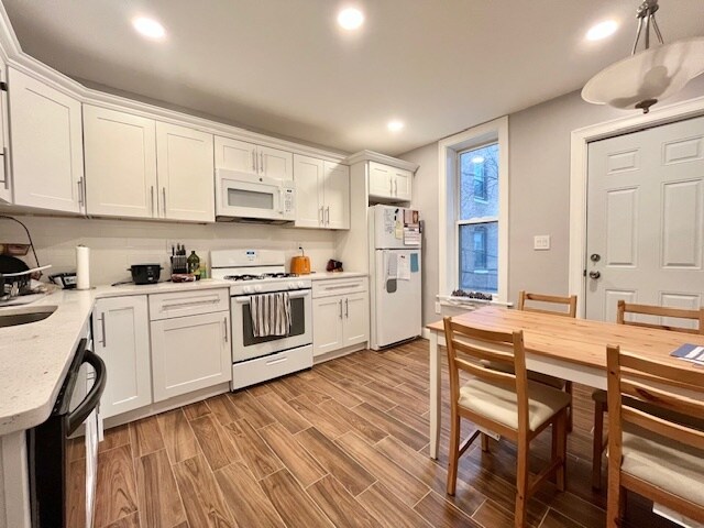 Building Photo - 15 Sewall St