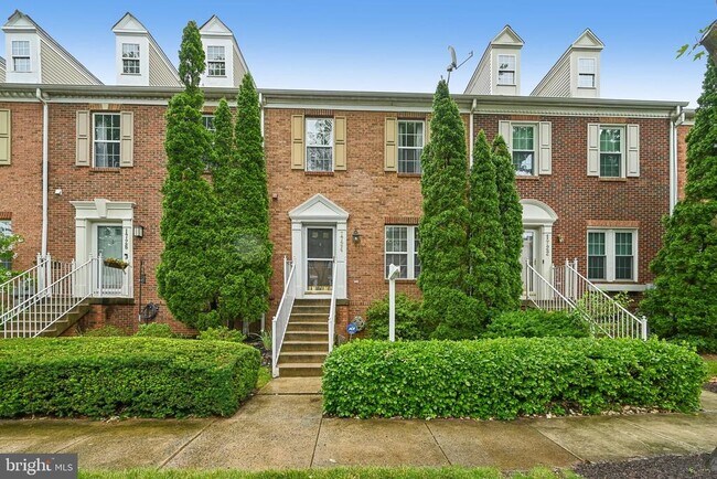 Building Photo - 1724 Emory St