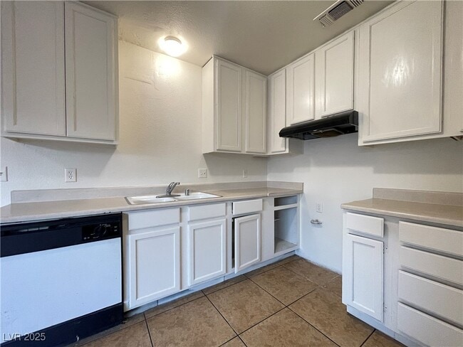 Building Photo - 4007 Danford Pl