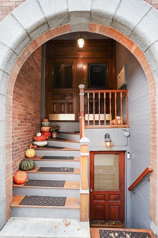 Building Photo - 110 Union Pk St