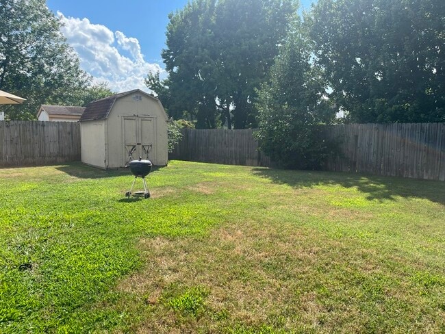 Building Photo - 1056 Culmer Dr