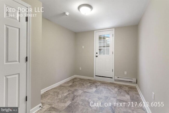 Building Photo - 1144 3rd St