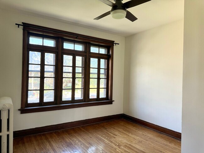 Building Photo - 2601 S Kingshighway Blvd