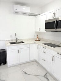 Building Photo - 13065 SW 263rd Terrace
